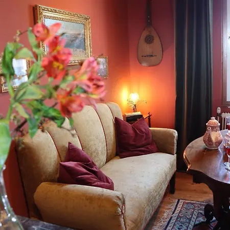 Alban Berg Affittacamere 3*